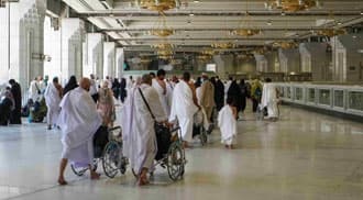 حج با سالمندان؛ چگونه سفر راحت‌تری داشته باشیم؟