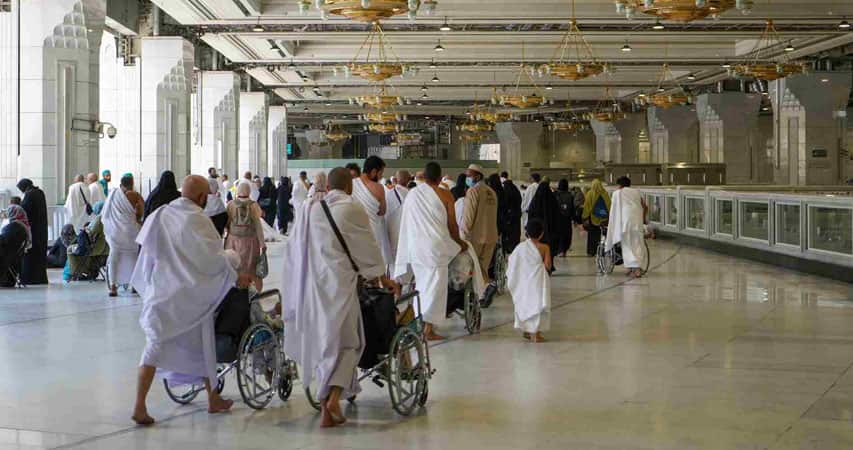 برنامه‌ریزی سفر حج برای سالمندان