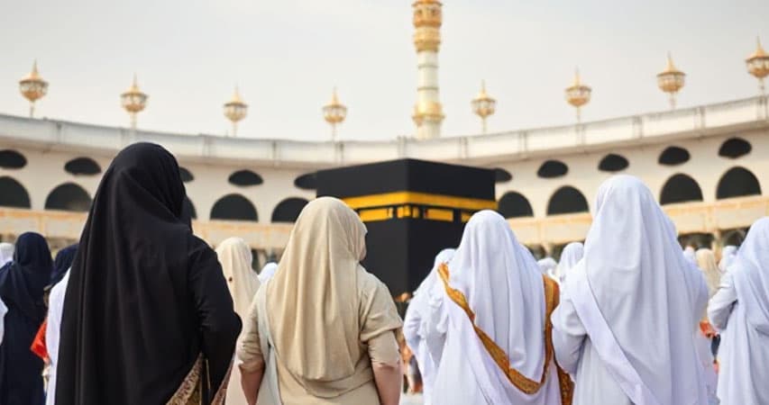 لباس مناسب احرام بانوان در حج تمتع و عمره